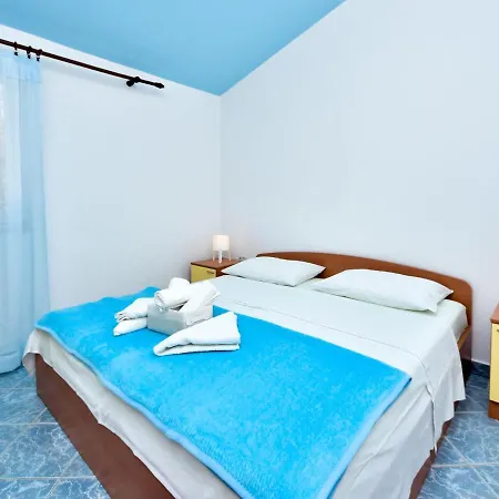 Appartement Vukic-3 By Interhome