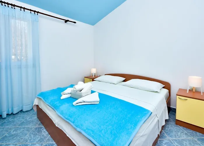 Apartamento Vukic-3 By Interhome