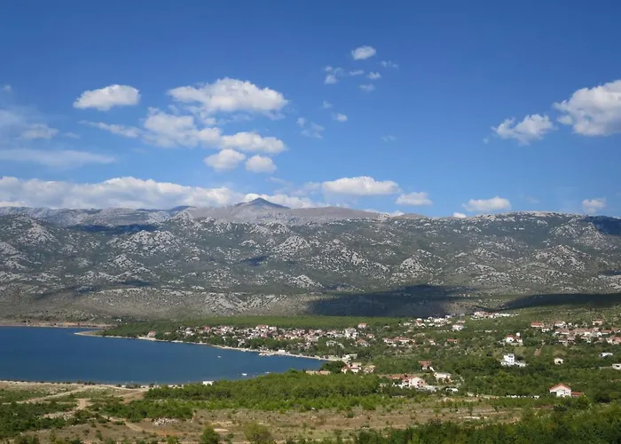 Apartamento Vukic-3 By Interhome