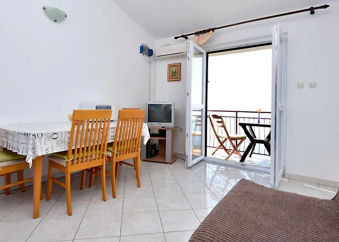 Apartman Vukic-3 By Interhome Tribanj-Krušćica